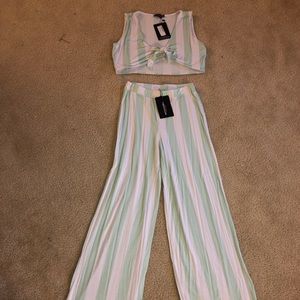 Pretty little thing matching set